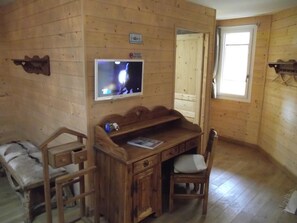 In-room business centre - Les Belles Époques B&B (Sèvremoine)