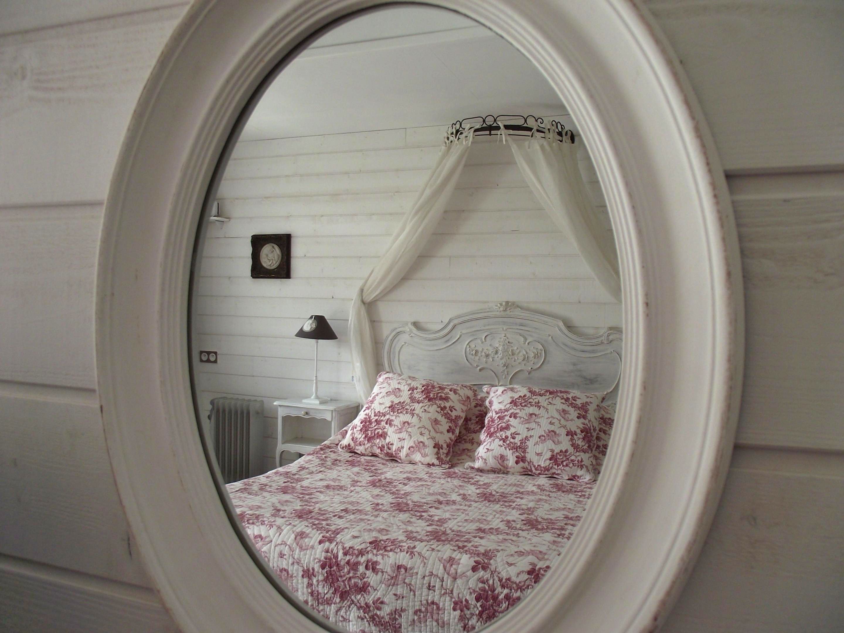 Premium bedding, individually decorated, individually furnished, desk