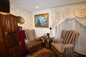 Living area - Kiwara Guesthouse (Randburg)