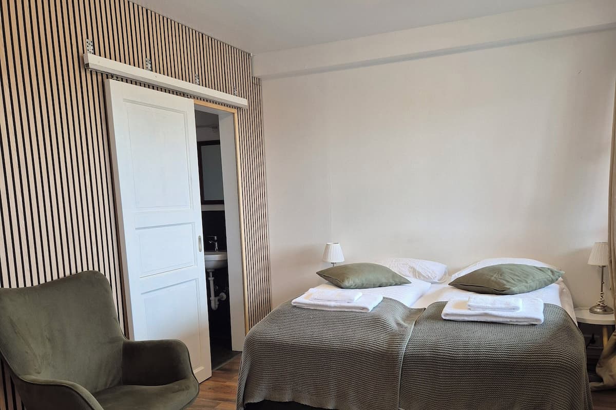 Standard Double or Twin Room, Private Bathroom