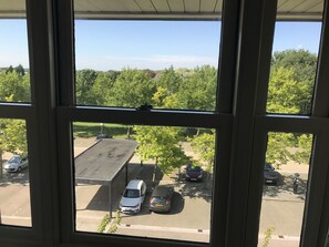 View from property - MKCentre-Stay (Milton Keynes)
