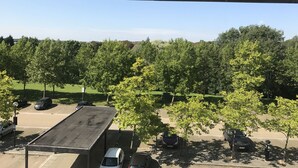 View from property - MKCentre-Stay (Milton Keynes)