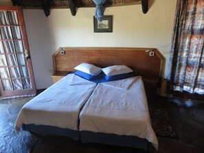 Quadruple Room - Airport Lodge (Windhoek)