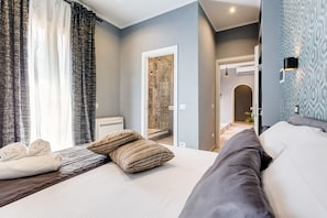 Minibar, escritorio, wifi gratis