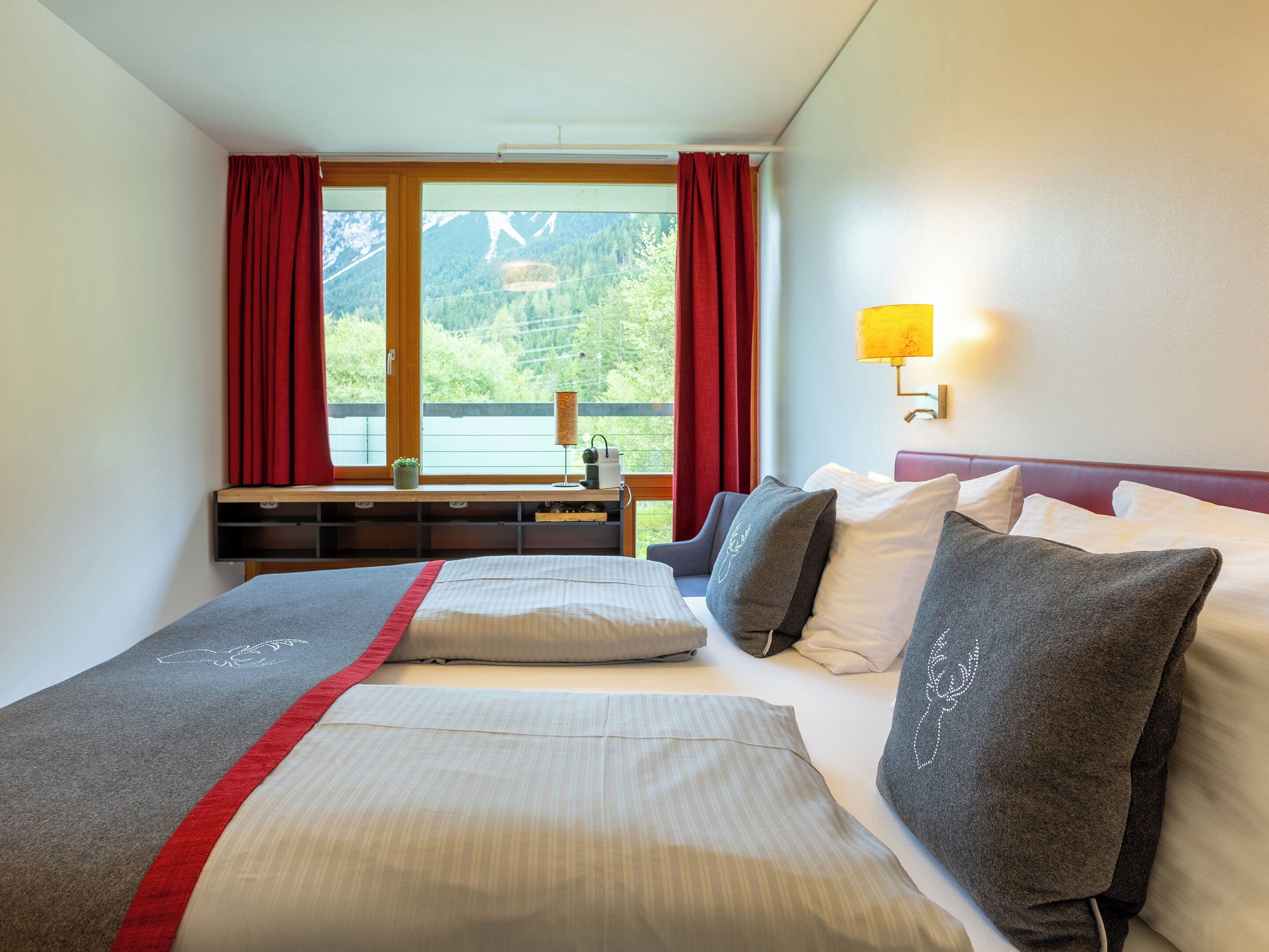 Superior-Zimmer | Kostenloses WLAN, Bettwäsche, Rollstuhlgeeignet