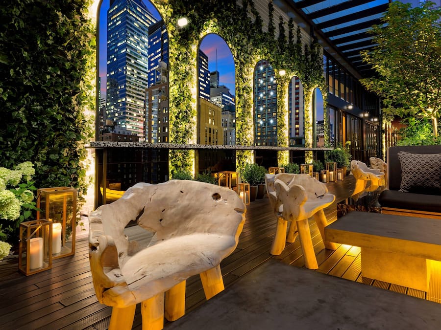 2 Bars/Lounges, Bar auf der Dachterrasse