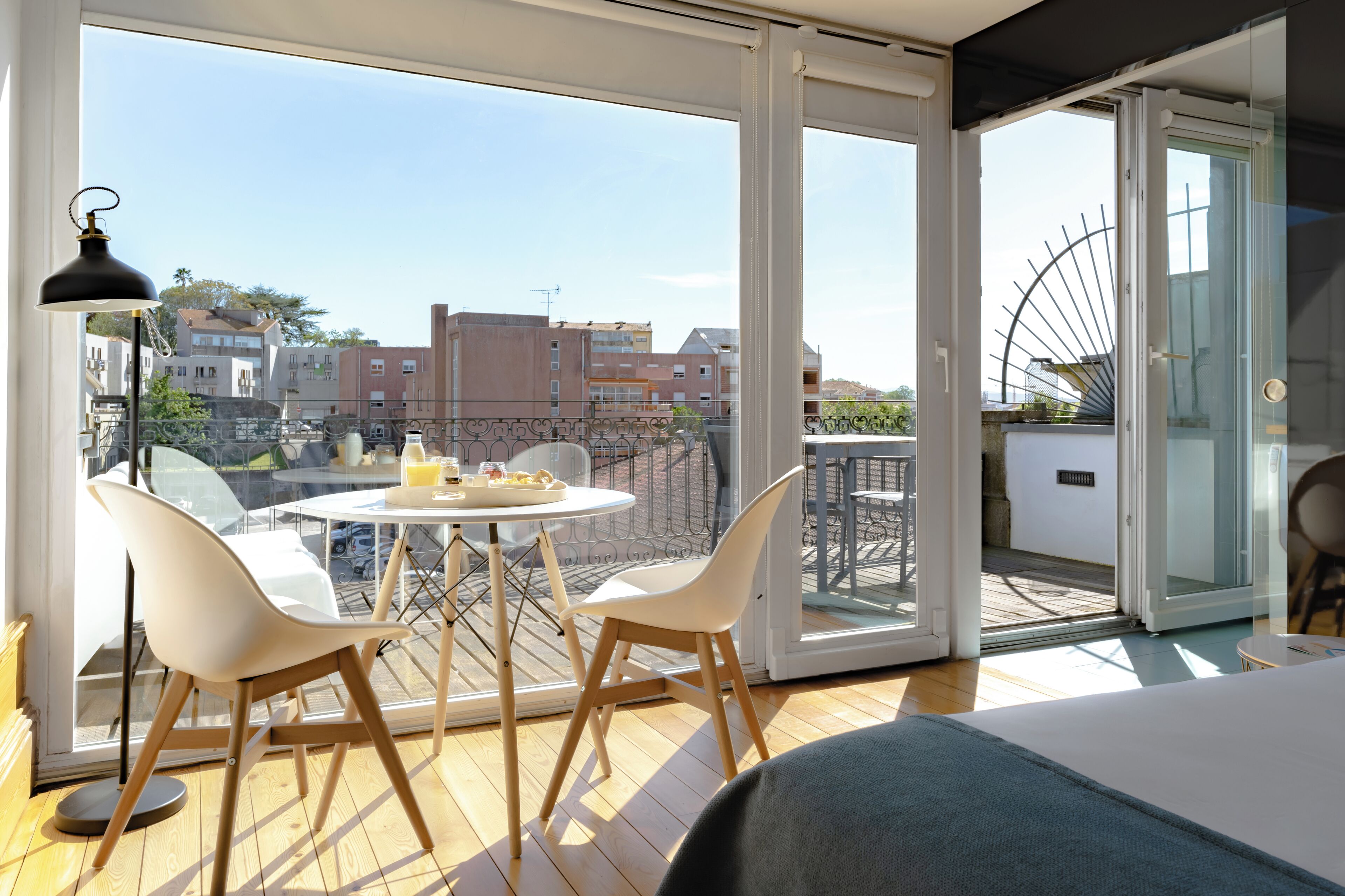 studio (antique fontaínhas) | view from room