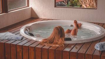 Indoor spa tub
