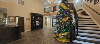 Heritage Place Hotel & Suites