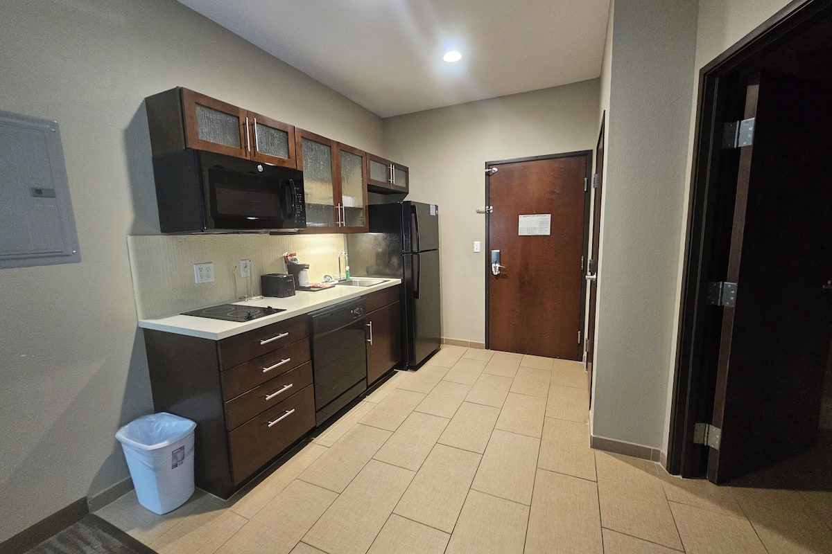 suite, 1 king bed | private kitchen | fridge, microwave, coffee/tea maker