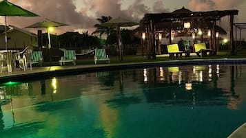 Piscine extérieure