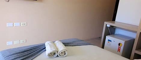 Minibar, cortinas blackout y wifi gratis