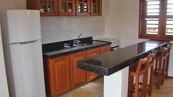 Apartment, 2 Bedrooms | Private kitchen | Fridge, oven, stovetop, coffee/tea maker