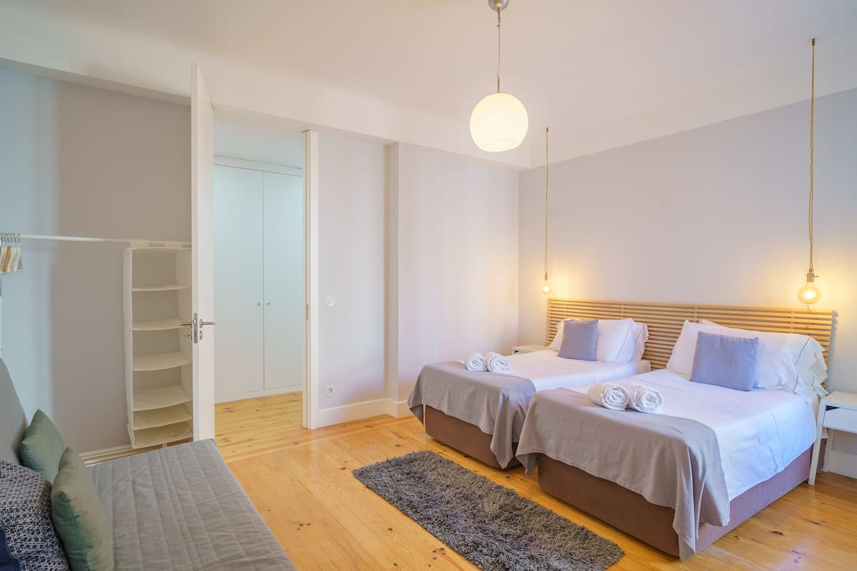Premium appartement, 4 slaapkamers, uitzicht op stad (Downtown Couture) | Luxe beddengoed, pillowtop-bedden, individueel gedecoreerd