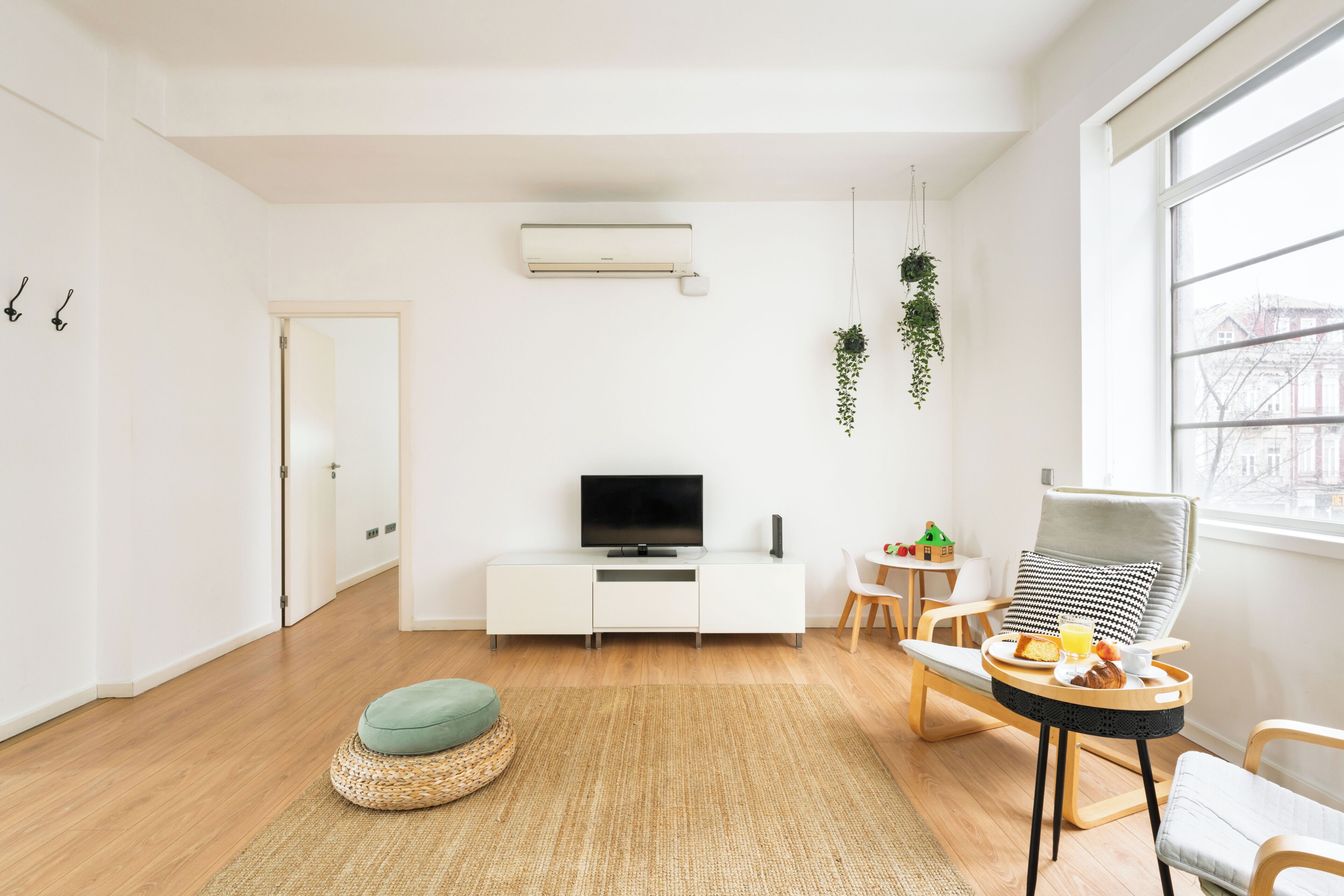 Premium Apartment, 3 Bedrooms, City View (Downtown Heaven) | Living area