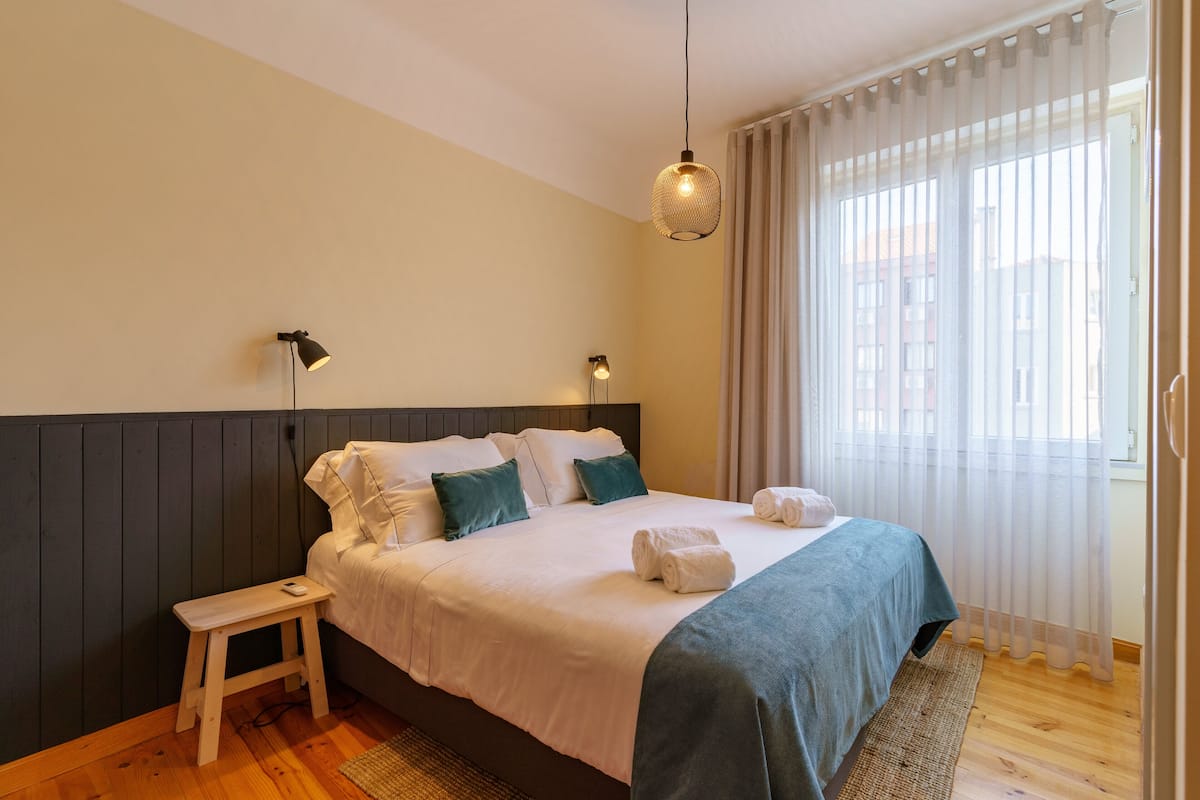 Comfort appartement | Luxe beddengoed, pillowtop-bedden, individueel gedecoreerd