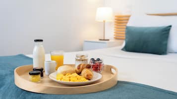 Sarapan Eropah setiap hari (EUR 14 seorang)