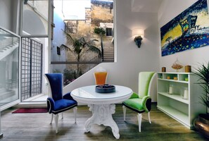 コンフォート アパートメント 2 ベッドルーム キッチン ガーデンビュー | ガーデン ビュー