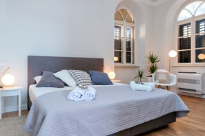 2 bedrooms, iron/ironing board, travel cot, free WiFi -  Unique blend of beautiful design and luxury comfort with unrivalled sea views (Hvar)