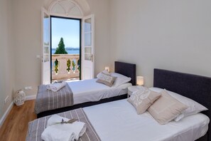 2 chambres, fer et planche à repasser, lit parapluie, Wi-Fi gratuit