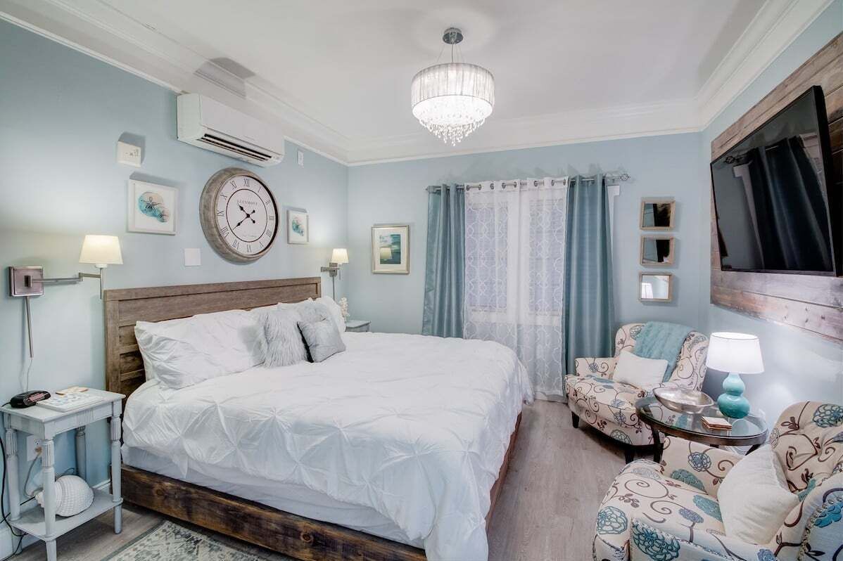 Wifi gratis y ropa de cama 