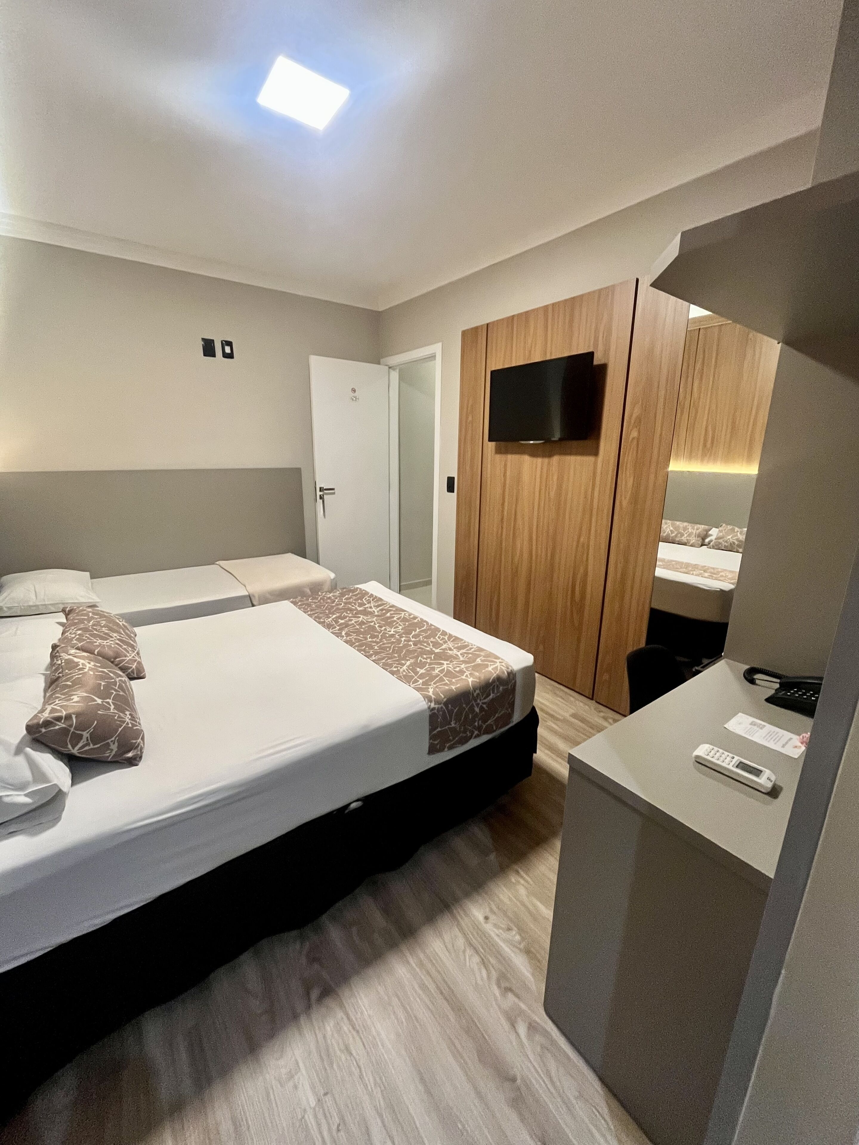 triplo standard terreo | minibar, laptop workspace, blackout curtains, free wifi