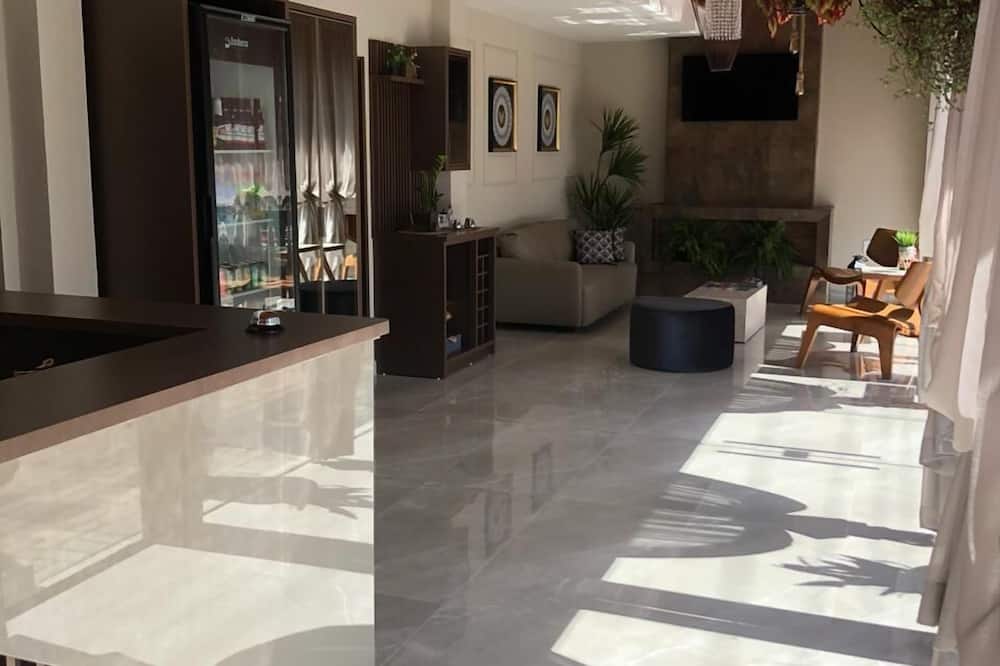Hotel Lorimar