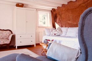 1 soverom, strykejern/-brett og sengetøy