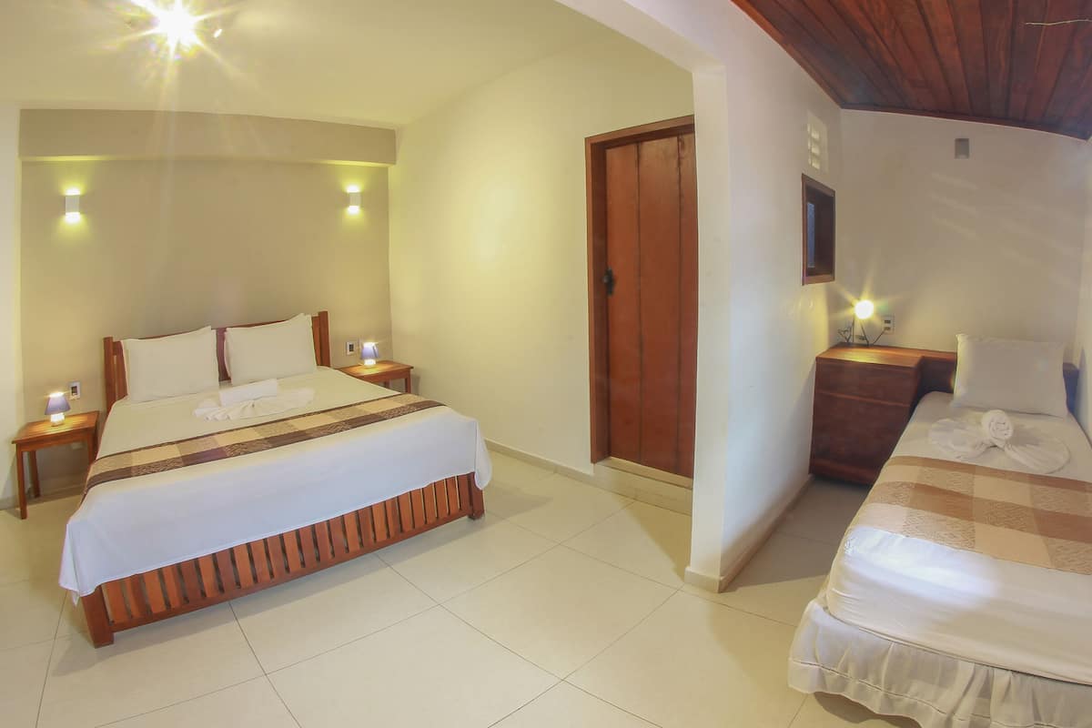 Superior Triple Room | Free WiFi, bed sheets