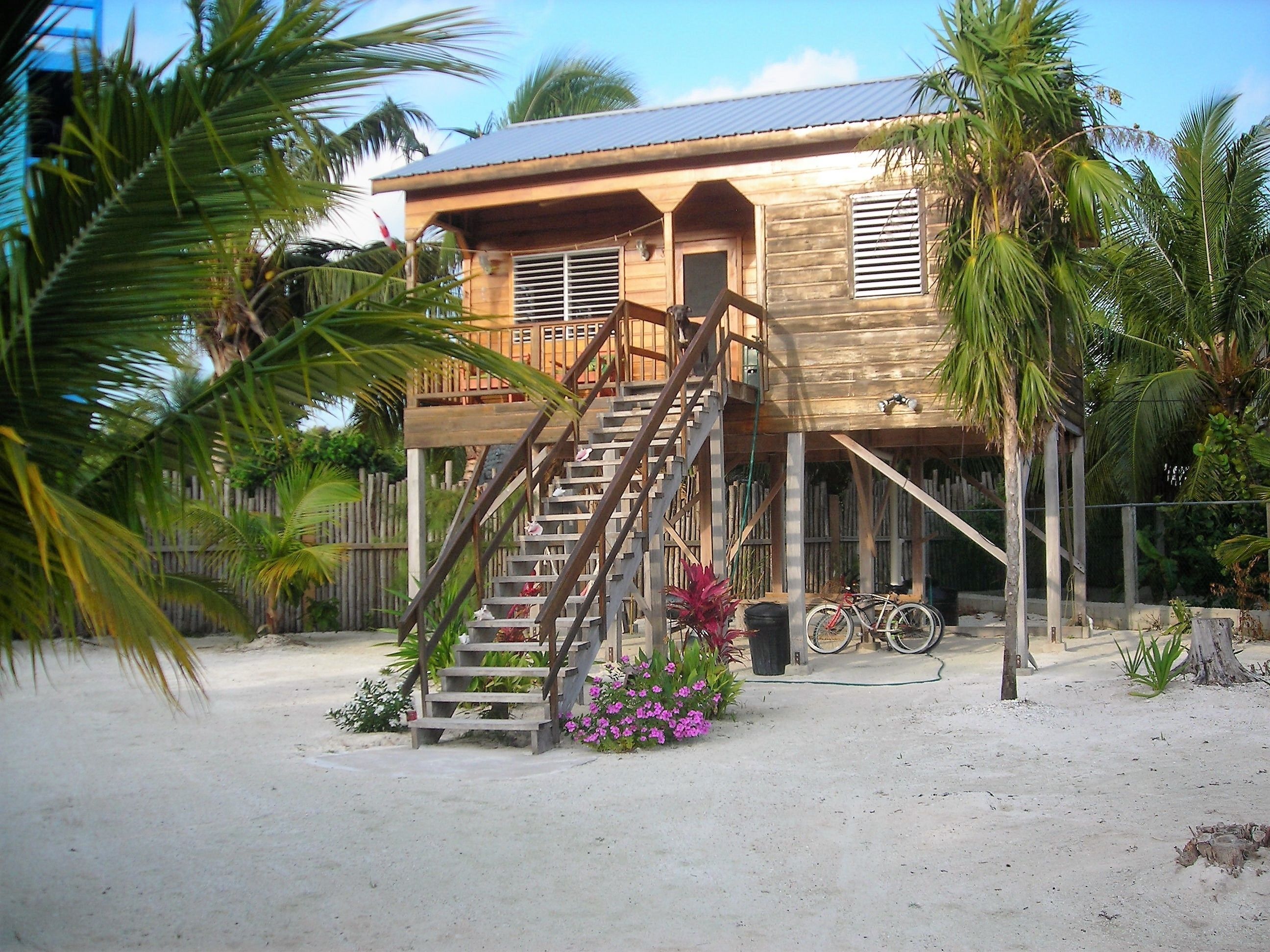 The Tranquila Caye | Free WiFi