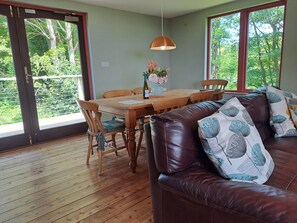 Smart TV, DVD player, books, video library