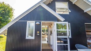 Exterior - Cottage 100 m from Beach (Stege)