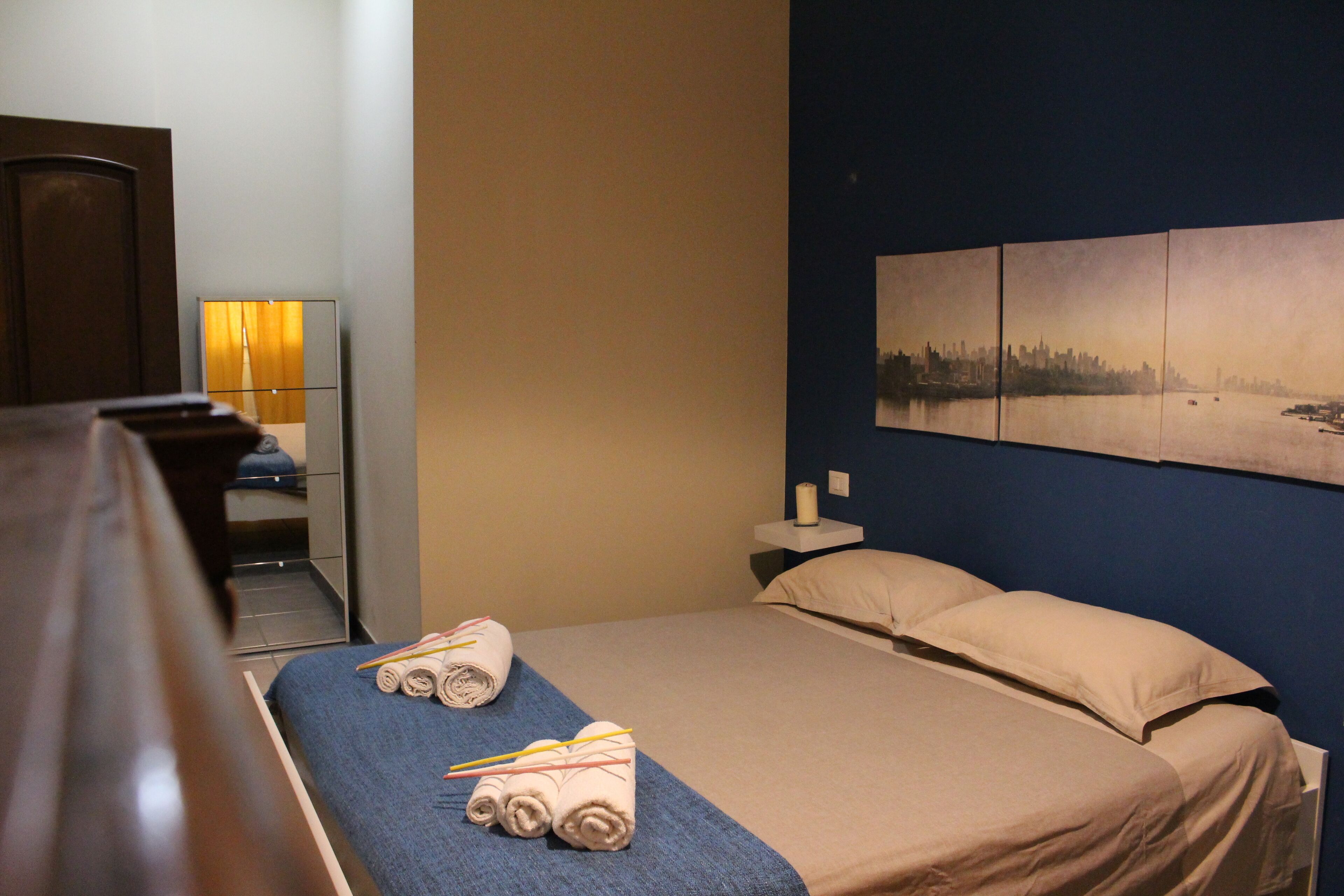 4 chambres, fer et planche à repasser, Wi-Fi, draps fournis