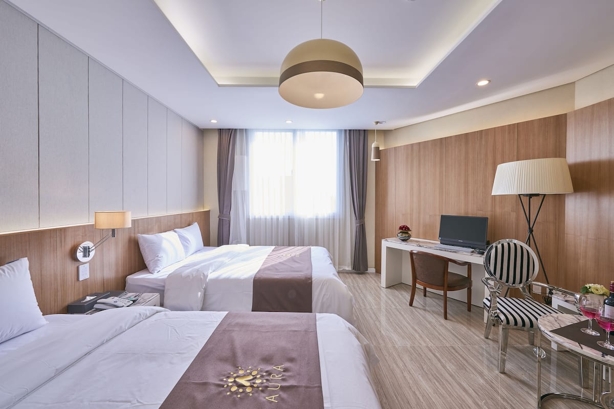 In-room safe, desk, blackout curtains, soundproofing