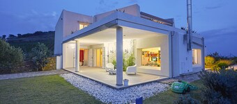 Villa Bonifato amazing view of the countryside accommodation for tourist use