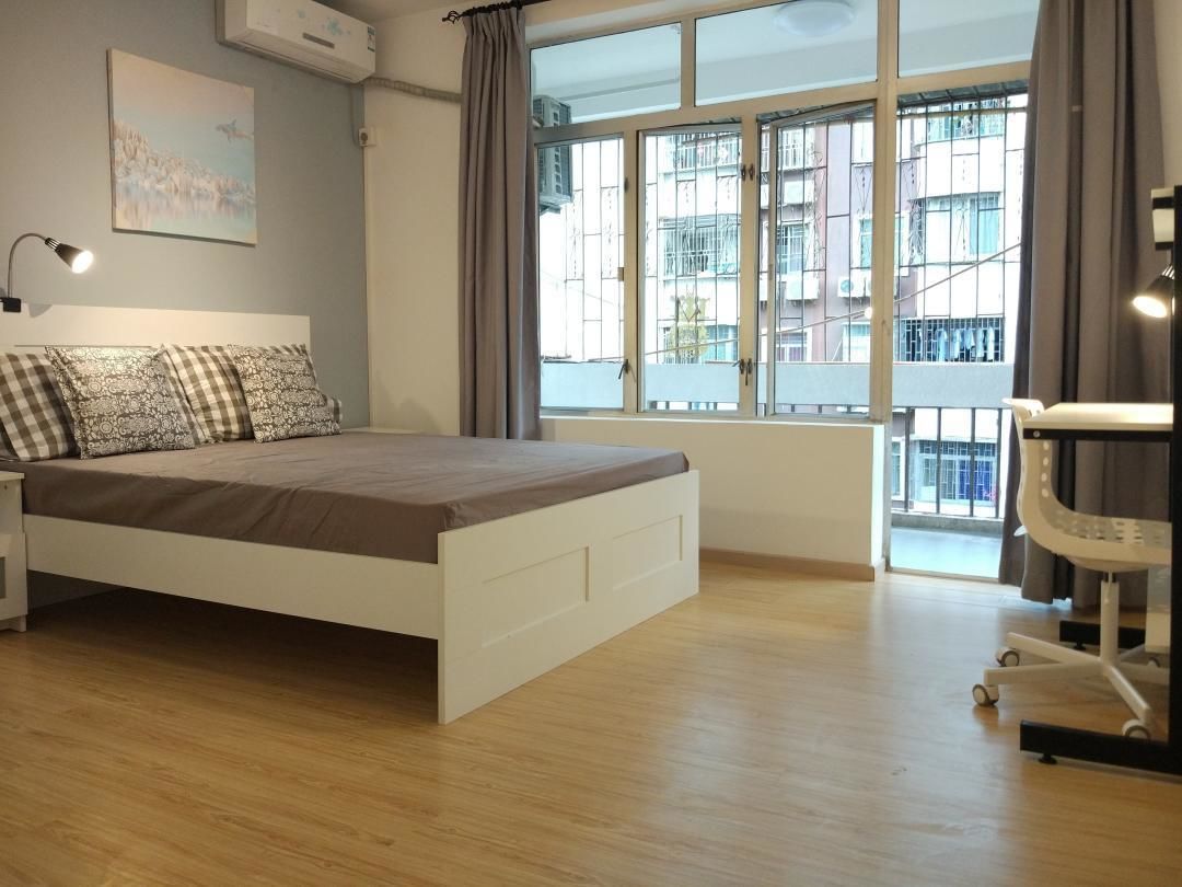 desk, blackout curtains, free wifi