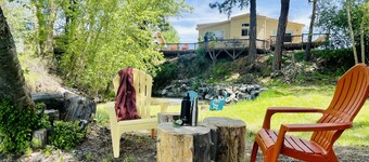 The Bunkhouse, en romantisk Riverside Get-A-Away for Two