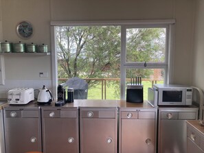 Classic House, 2 Bedrooms, Beach View, Beachside | Private kitchen | Full-sized fridge, microwave, oven, stovetop - Hyams beach house - a secret treasure (Hyams Beach)