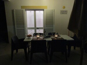 Dining - Oasis of tranquility - Villa with secure pool and large garden (Alcantarilha)