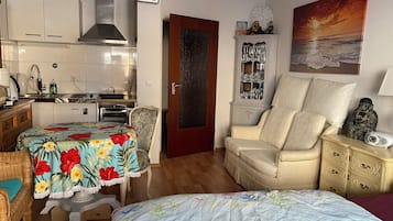 1 Schlafzimmer, Bügeleisen/Bügelbrett, kostenloses WLAN, Bettwäsche