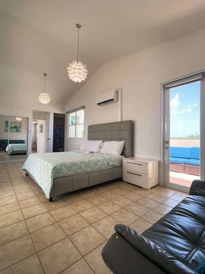 4 Schlafzimmer, Bügeleisen/Bügelbrett, Reisekinderbett, WLAN