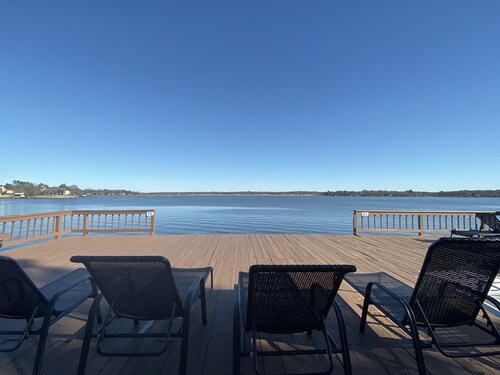 Incredible Cabin on Cedar Creek Lake