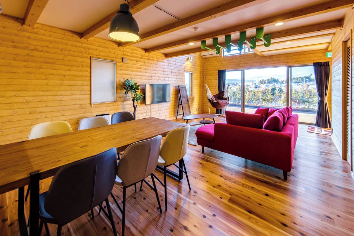Cottage, niet-roken (Goat Hill, C/I at Log House Reception) | 1 slaapkamer, gratis wifi, beddengoed