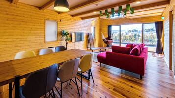 Goat Hill Cottage(Check-in at Log House Reception) | 1 bedroom, free WiFi, bed sheets