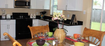 Stunning 2BR Ranch, perfect for snowbirds or small families