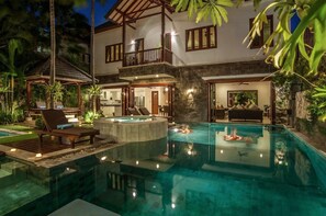屋外プール