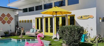 Where LOVE Meets LUXURY: YOUR Mid-Century Escape!
"An UNFORGETABLE EXPERIENCE!"