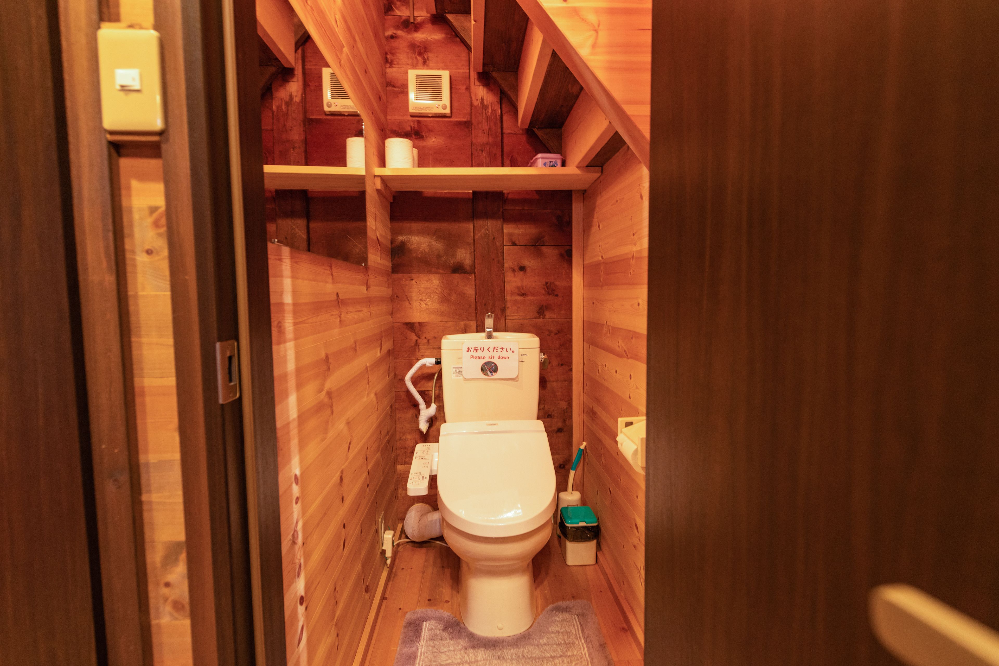 family bungalow | iron/ironing board, free wifi, bed sheets