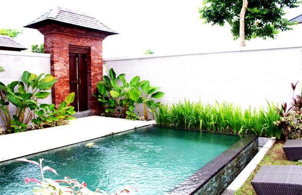 Outdoor pool - L Village Villa Bali (Canggu)