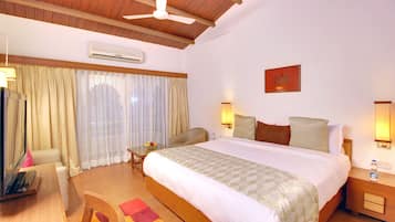 Shower, free toiletries, slippers, towels